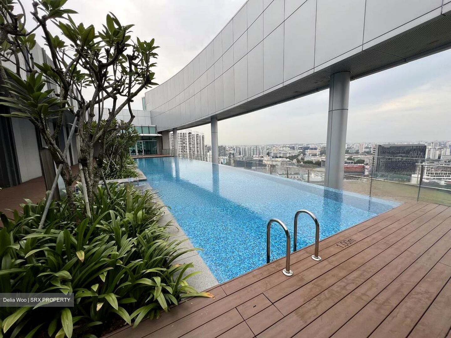 Arc 380 (D8), Office #460717271